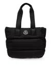 Moncler Borsa A Mano Caradoc Mini In Tessuto Nero Donna In Black