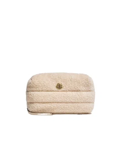 Moncler Caradoc Teddy Beauty Case In Neutral