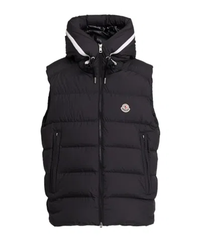 Moncler Cardamine Tech Down Vest In Black