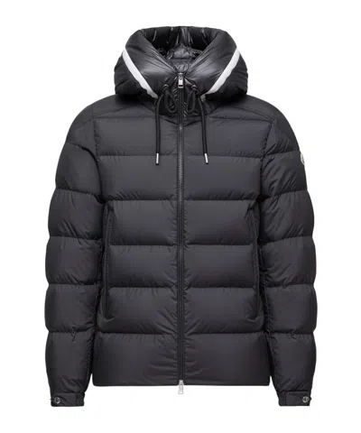 Moncler Cardere Hooded Short Down Jacket In Blue