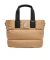 Moncler Mini-cabas Imperméable Caradoc In Nude