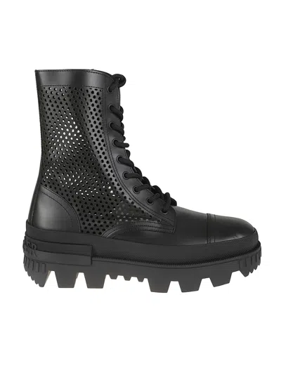 Moncler Carinne Boots In Black