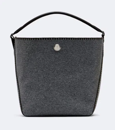 Moncler Carlo Shoulder Bag In Gray