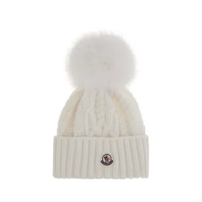 MONCLER CASHMERE BLEND HAT WITH POM-PON