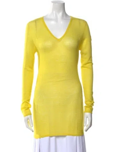 Pre-owned Moncler Cashmere V-neck Sweater In Yellow