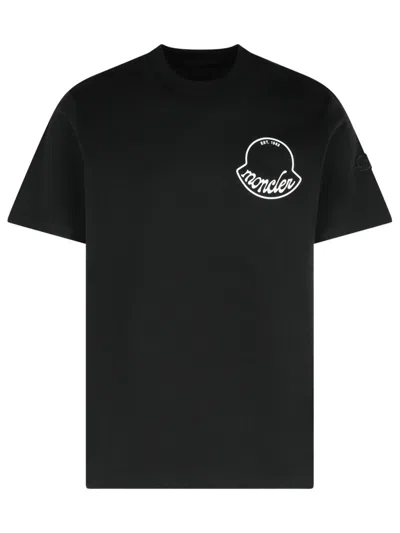 Moncler Classic Black Cotton T-shirt With Logo Accents
