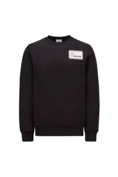 Moncler Classic Crewneck Sweatshirt With Logoed Design In Black