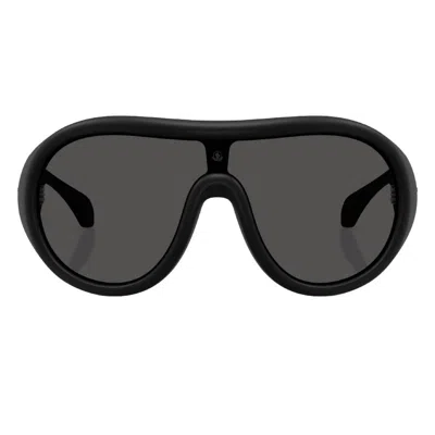 Moncler Cloche Dark Grey Pilot Unisex Sunglasses Me8004 500687 35 In Black