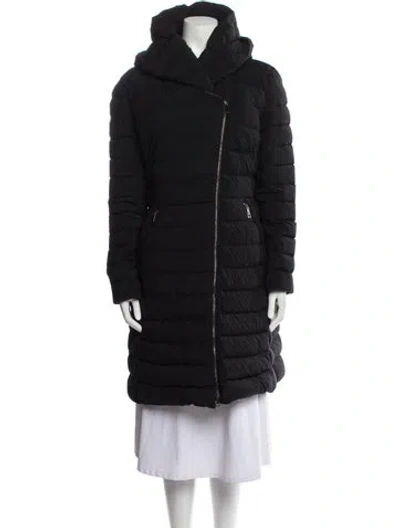 Pre-owned Moncler Coat In Black