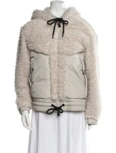Pre-owned Moncler Coat In Gray