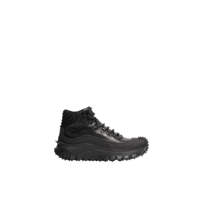 Moncler Trailgrip Gtx Lace-up Boots Black In Noir