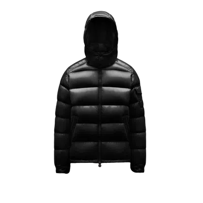 Moncler Doudoune Courte À Capuche Maya In Black