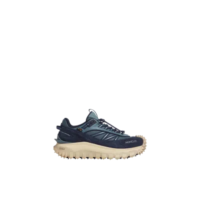 Moncler Sneakers Trailgrip En Daim Et Cuir In Navy