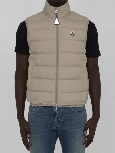 Moncler Contrin Down Gilet In Beige