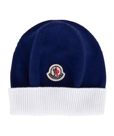 Moncler Cotton Beanie And Socks Set In Blue