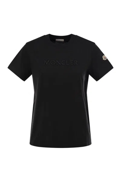 MONCLER MONCLER COTTON T-SHIRT WITH TONE-ON-TONE EMBROIDERED LOGO