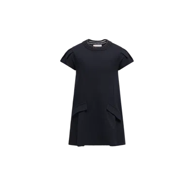 Moncler Kids'  Enfant Crochet-trimmed Logo Embroidered Dress In Blue