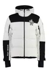 Moncler Colour-block Hooded Puffer Jacker In Bianco