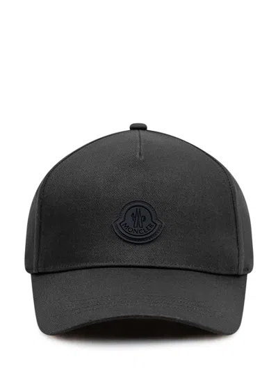 Moncler Curve Brim Baseball Hat In Nero