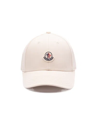 Moncler Curved-rimmed Hat In White