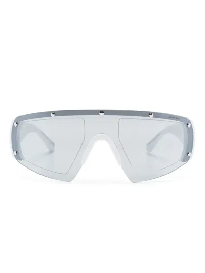 Moncler Cycliste Sonnenbrille Im Oversized-look In White