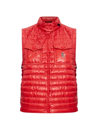 Moncler Day-namic Gilet In Red
