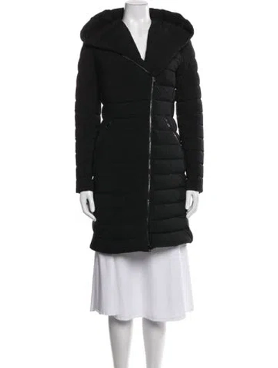 Pre-owned Moncler Doudoune Elatique Down Down Coat In Black