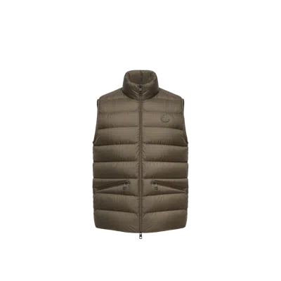 Moncler Treompan Quilted Vest In Green