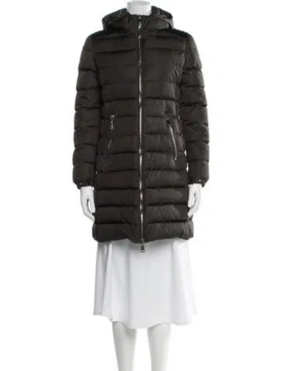 Pre-owned Moncler Down Down Coat In Green