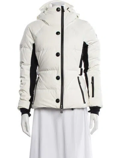 Pre-owned Moncler Down Down Jacket In White