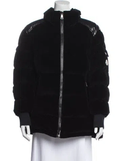 Pre-owned Moncler Down Jacket In Black