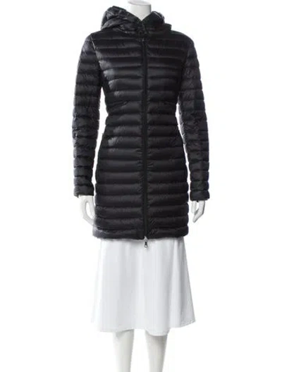 Pre-owned Moncler Down Jacket In Black