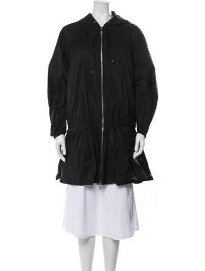 Pre-owned Moncler Down Jacket In Black