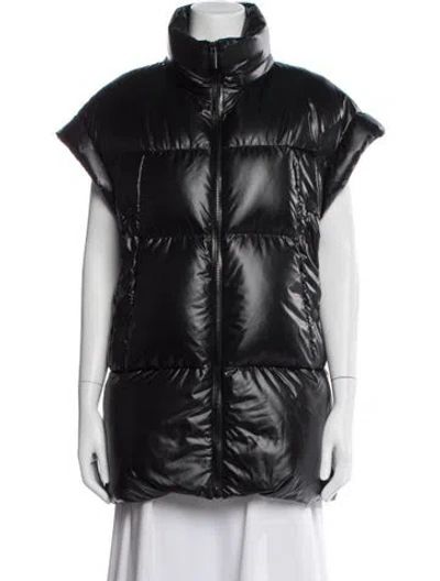 Pre-owned Moncler Down Jacket In Black