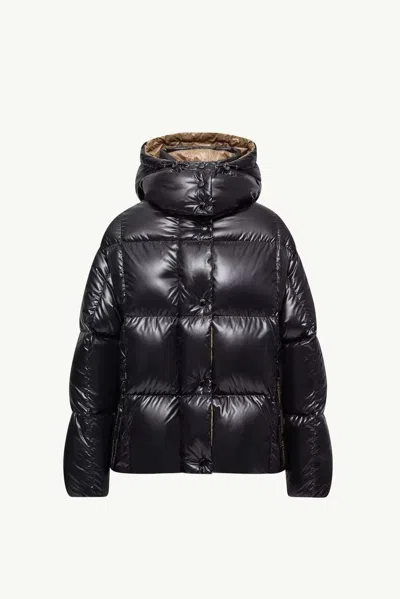 Moncler Down Jacket In Black