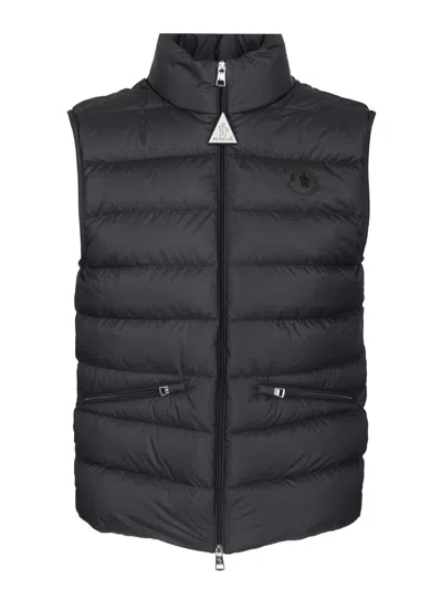 Moncler Down-padded Lechtal Vest In Blue