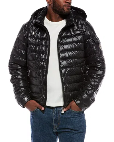 Moncler Down Puffer Jacket In Black
