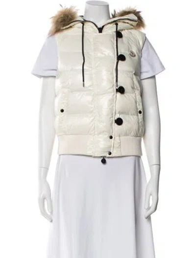 Pre-owned Moncler Down Vest In White