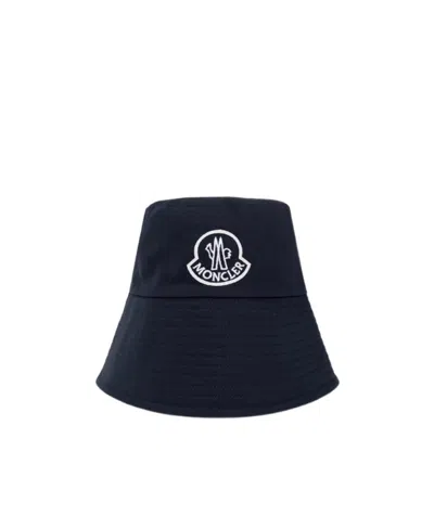 Moncler Embroidered-logo Cotton Bucket Hat In Black