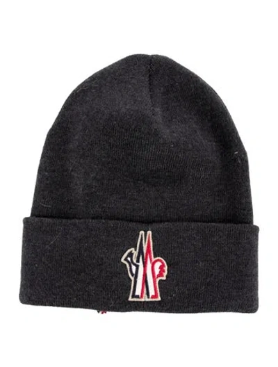 Pre-owned Moncler Embroidered Wool Knit Beanie W/tags In Gray