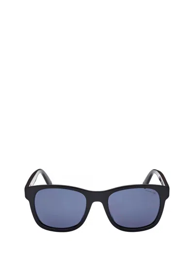 Moncler Eyewear Square Frame Sunglasses In 01v