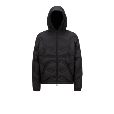 Moncler Doudoune Courte À Capuche Frans In Black