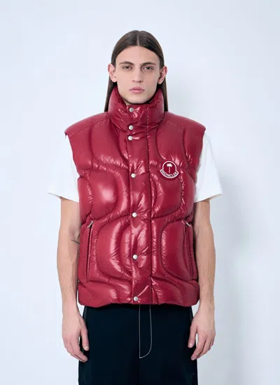 Moncler Genius Gwenyth Down Gilet In Red