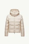 Moncler Doudoune Courte À Capuche Et Matelassage Géométrique Gisors In Neutral
