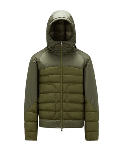 Moncler Gloas Quilted Puffer Jacket In Green