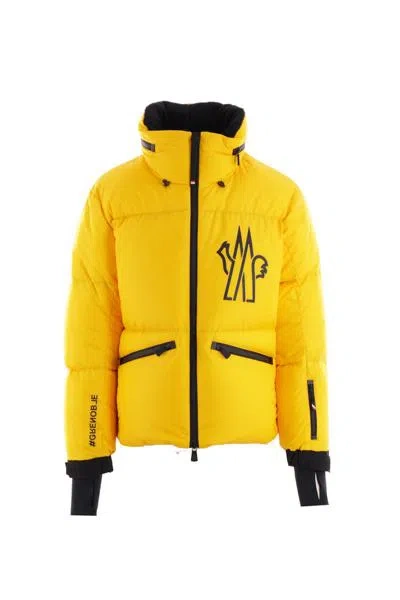 Moncler Verdons Logo印花滑雪夹克 In Yellow