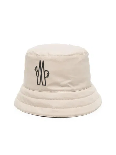 MONCLER MONCLER GRENOBLE DAY-NAMIC LOGO BUCKET HAT
