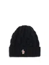 Moncler Grenoble Logo Patch Knitted Beanie In Blue