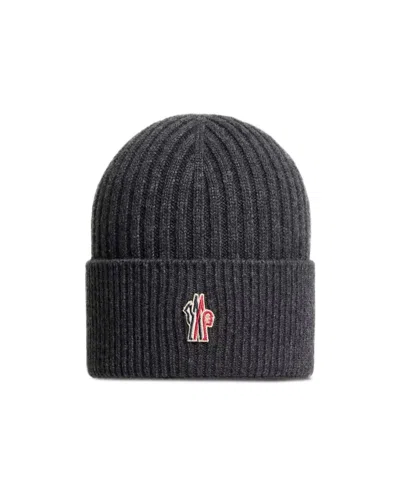 MONCLER MONCLER GRENOBLE LOGO PATCH KNITTED BEANIE