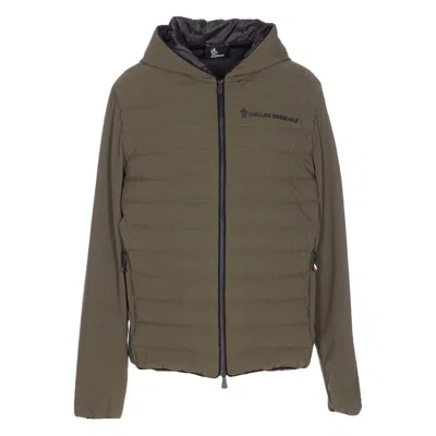 Moncler Logo-patch Padded Jacket In Green